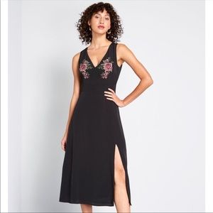 modcloth roses are red midi dress size XS